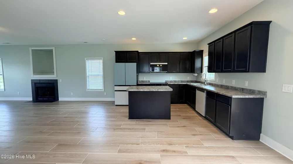 218 Long Neck Drive Richlands, NC 28574