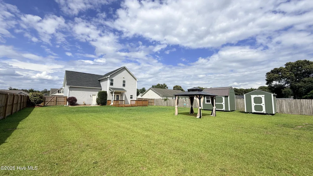 218 Long Neck Drive Richlands, NC 28574