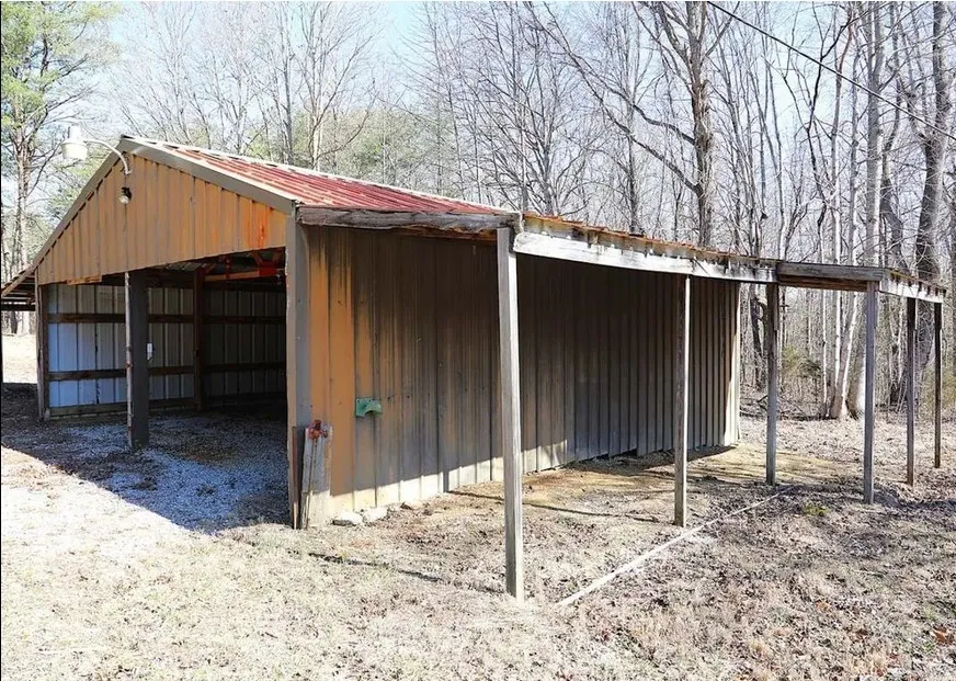 417 Lewis Rd McMinnville, TN 37110