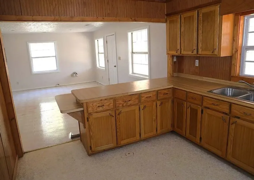 417 Lewis Rd McMinnville, TN 37110
