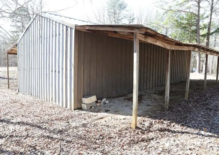 417 Lewis Rd McMinnville, TN 37110