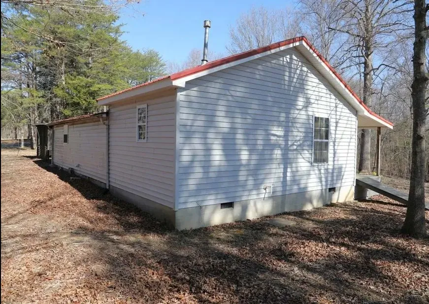 417 Lewis Rd McMinnville, TN 37110