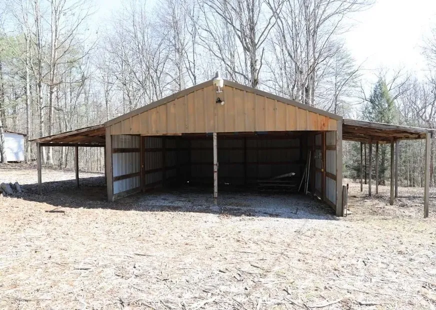 417 Lewis Rd McMinnville, TN 37110