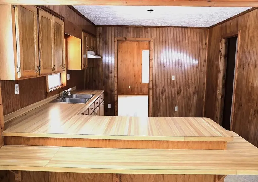 417 Lewis Rd McMinnville, TN 37110