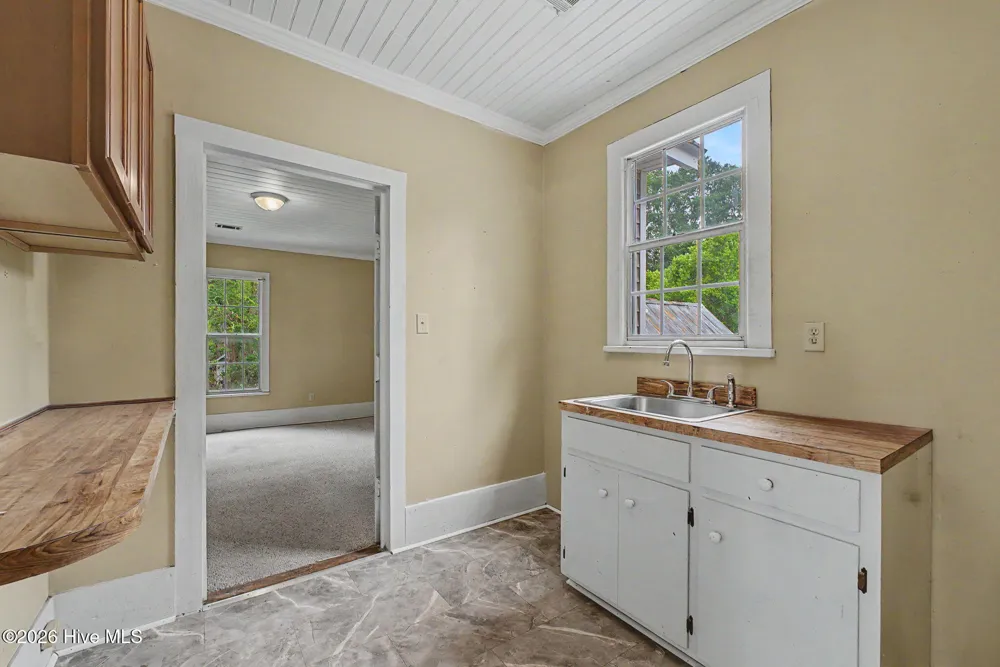 406 King Street Wrens, GA 30833