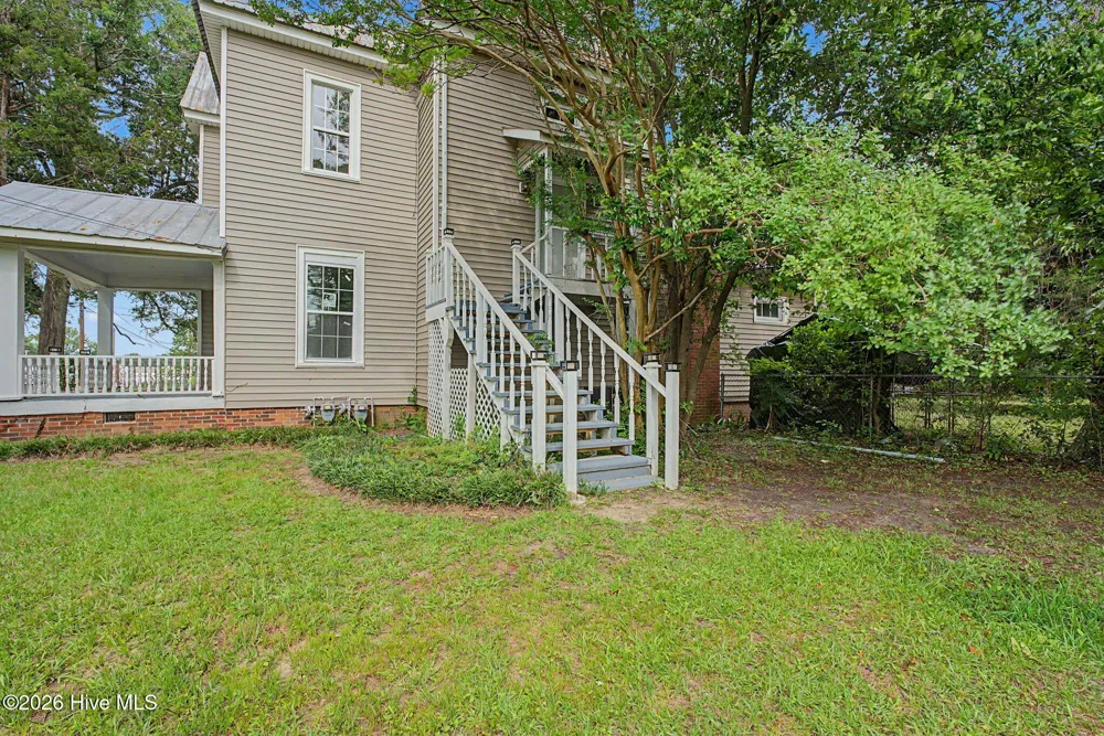 406 King Street Wrens, GA 30833