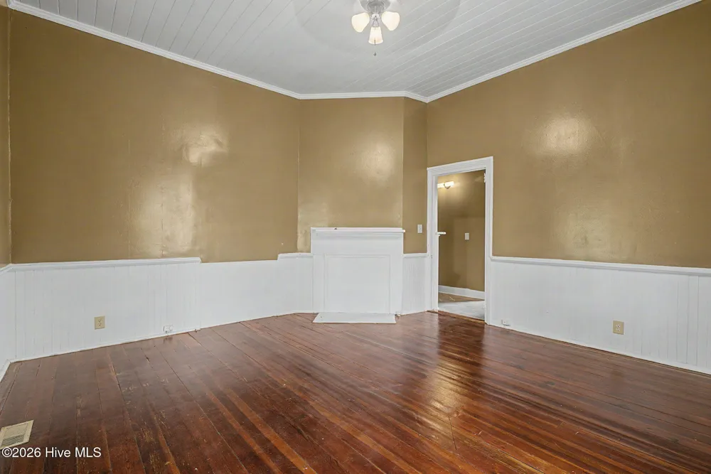 406 King Street Wrens, GA 30833