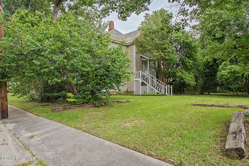 406 King Street Wrens, GA 30833
