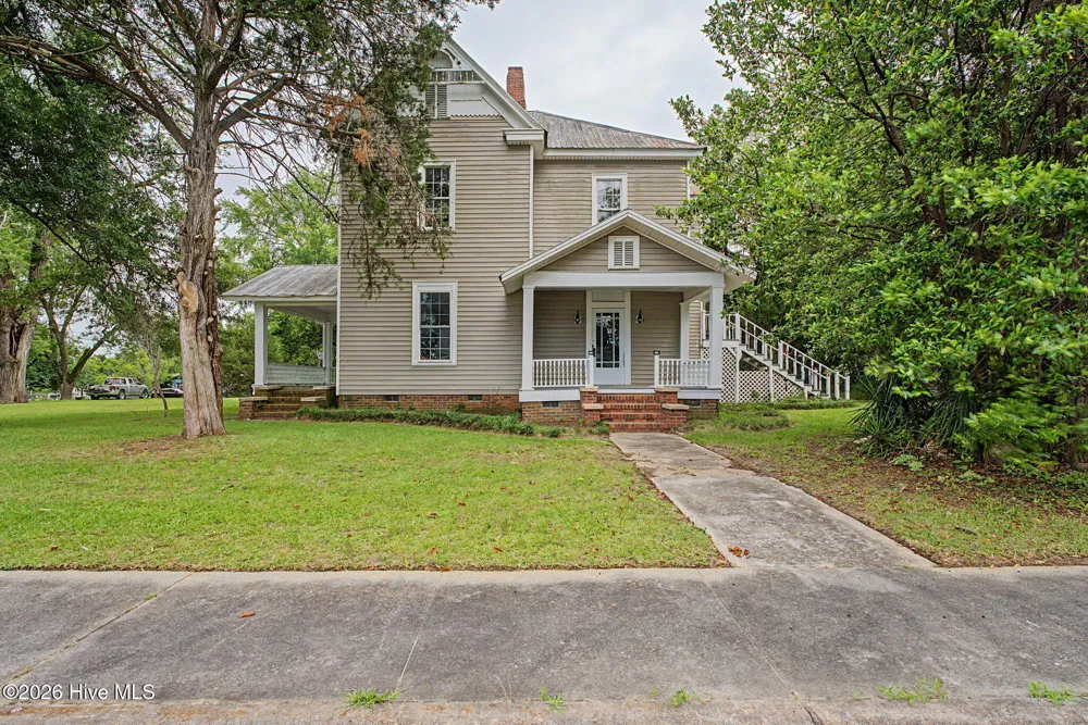 406 King Street Wrens, GA 30833
