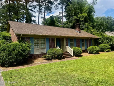 308 Forest Hills Road NW
