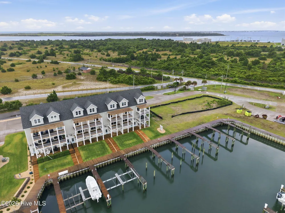 200 Olde Towne Yacht Club Drive #52 Beaufort, NC 28516