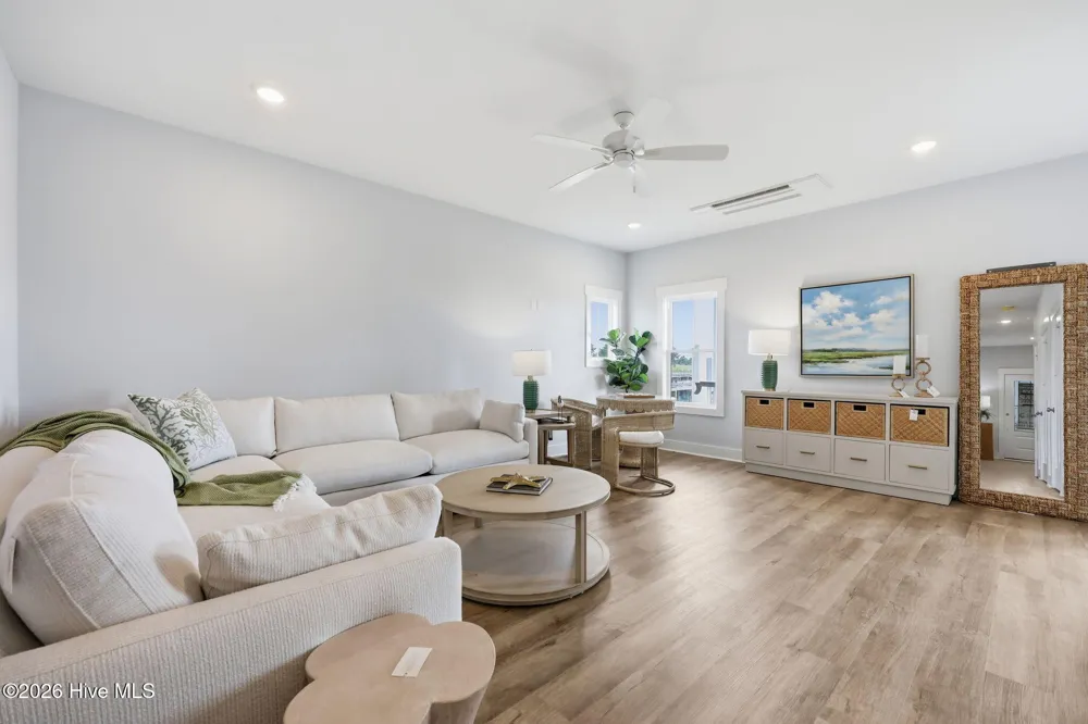 200 Olde Towne Yacht Club Drive #52 Beaufort, NC 28516