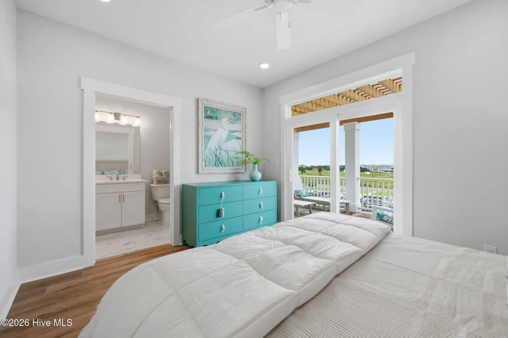 200 Olde Towne Yacht Club Drive #52 Beaufort, NC 28516