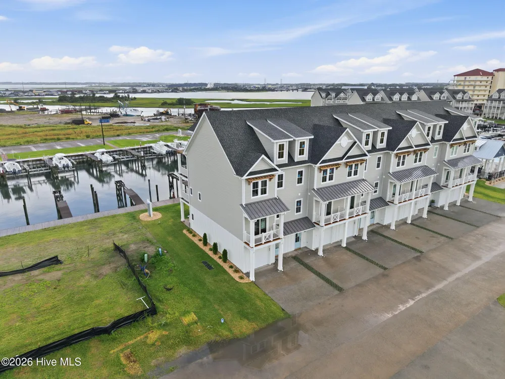 200 Olde Towne Yacht Club Drive #52 Beaufort, NC 28516