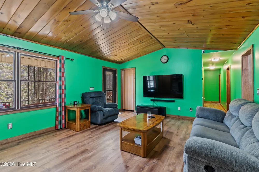 267 Farner Road Farner, TN 37333