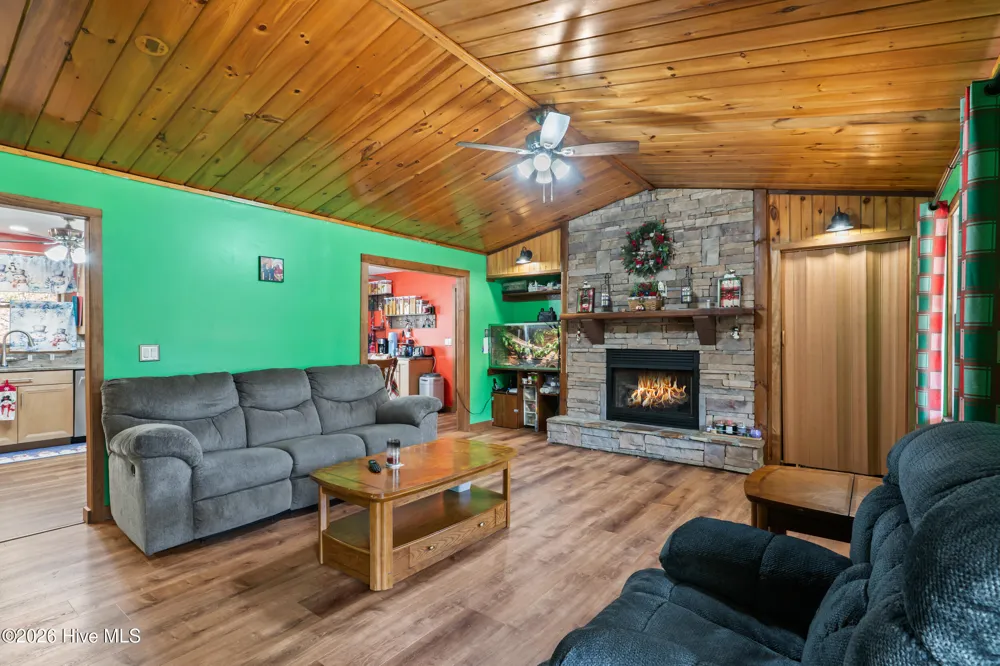 267 Farner Road Farner, TN 37333