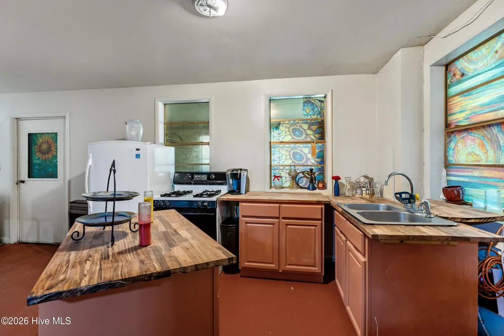 5518 Highway 30 Benton, TN 37307
