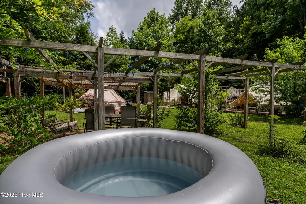 5518 Highway 30 Benton, TN 37307
