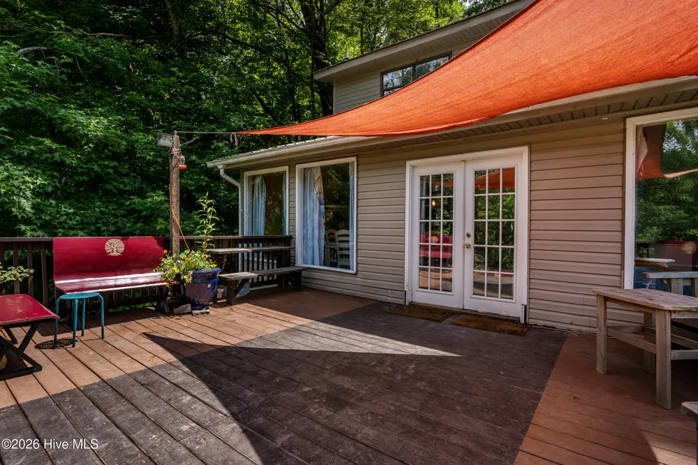 5518 Highway 30 Benton, TN 37307
