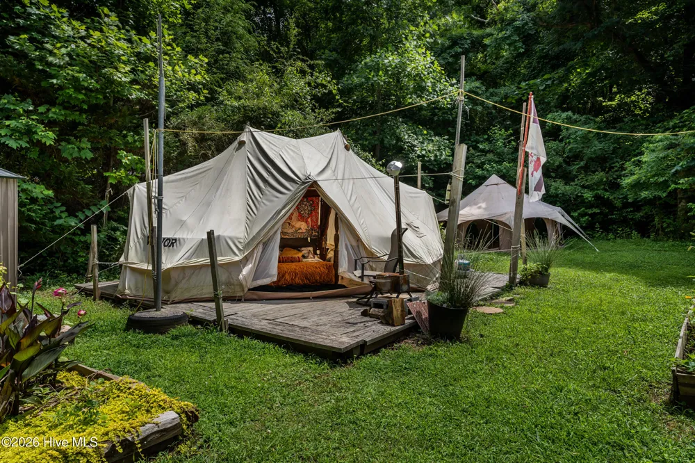 5518 Highway 30 Benton, TN 37307