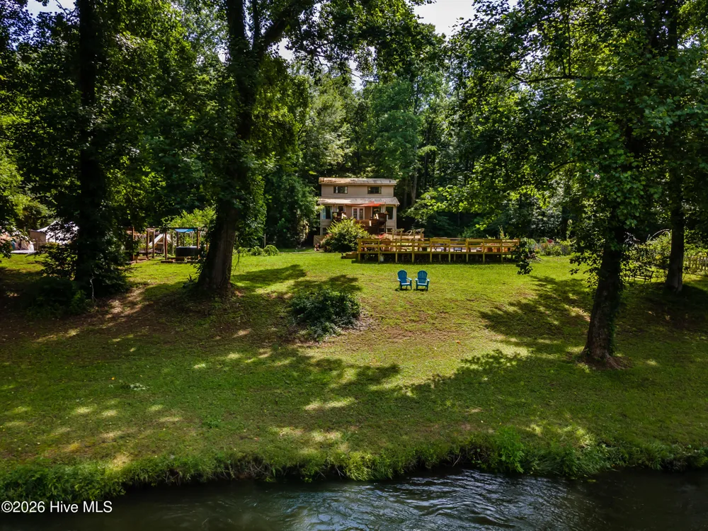 5518 Highway 30 Benton, TN 37307
