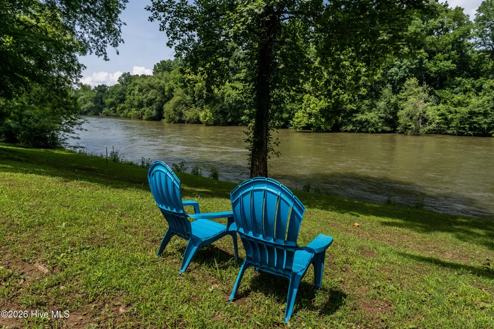 5518 Highway 30 Benton, TN 37307