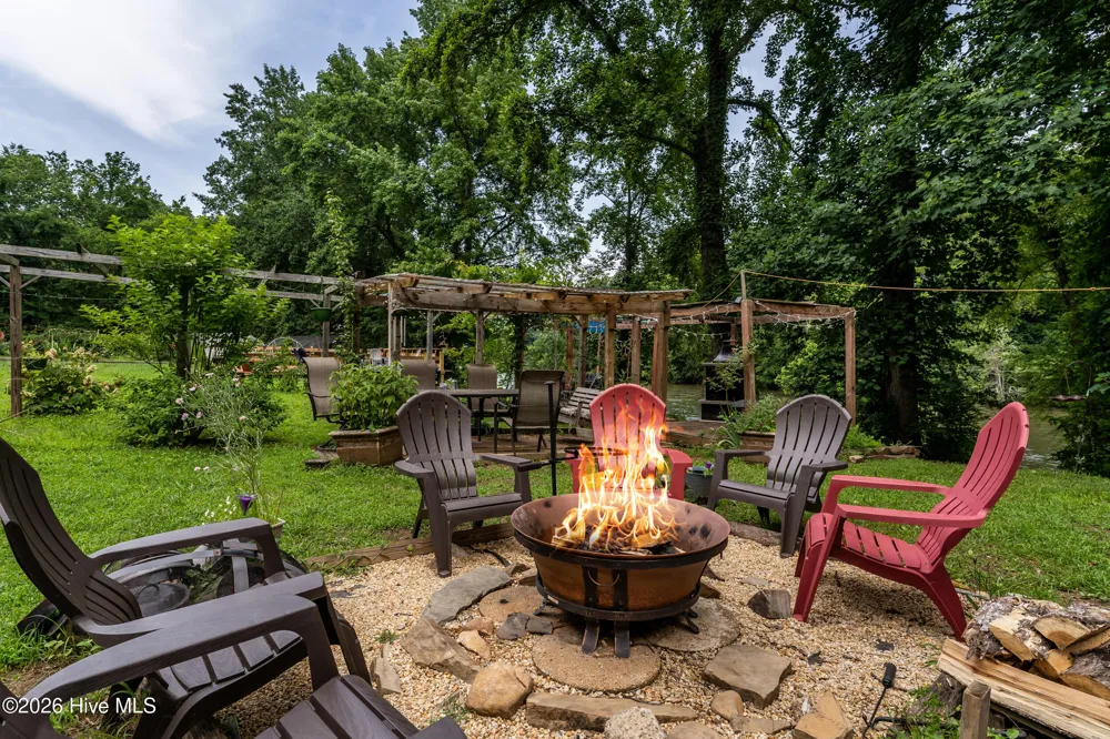 5518 Highway 30 Benton, TN 37307