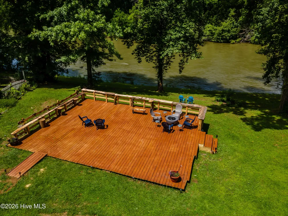 5518 Highway 30 Benton, TN 37307