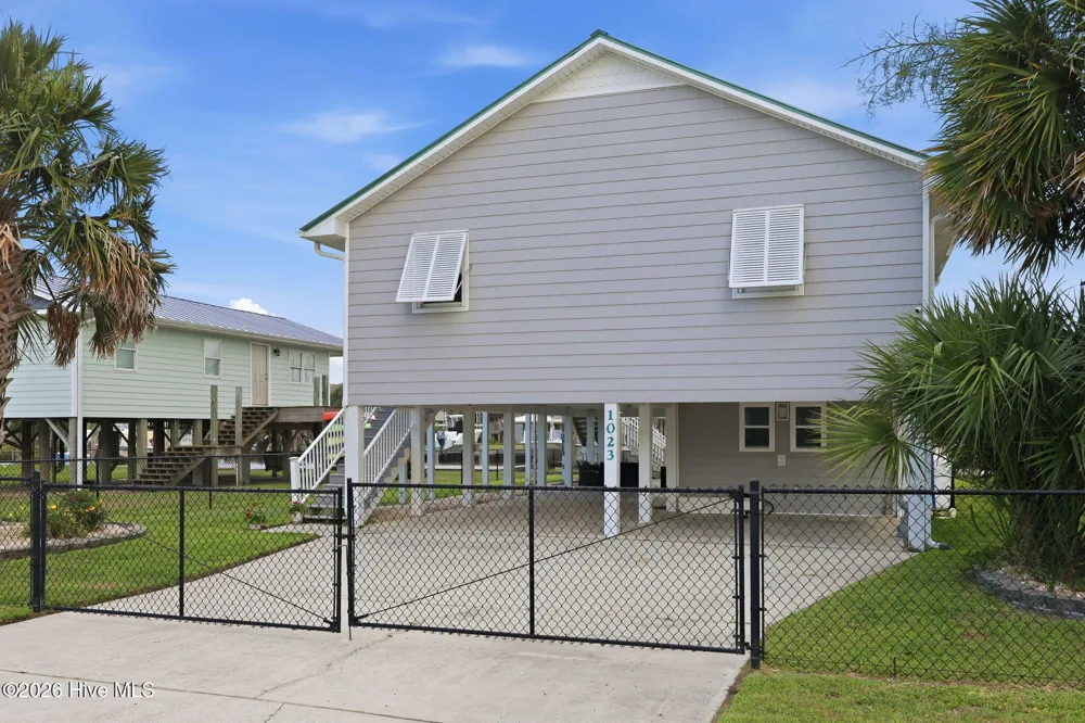 1023 1st Street Surf City, NC 28445