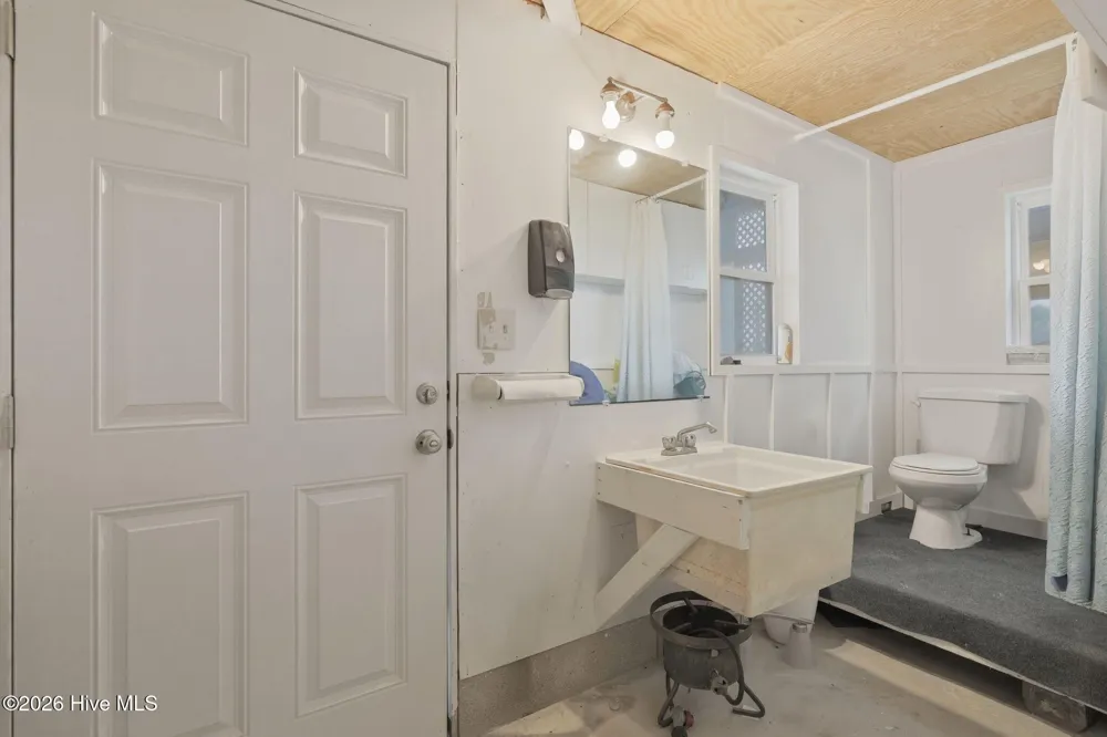 1023 1st Street Surf City, NC 28445