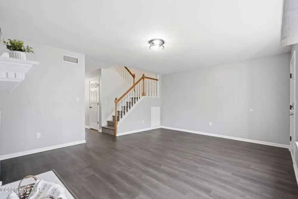 532 Cobblestone Drive Wilmington, NC 28405