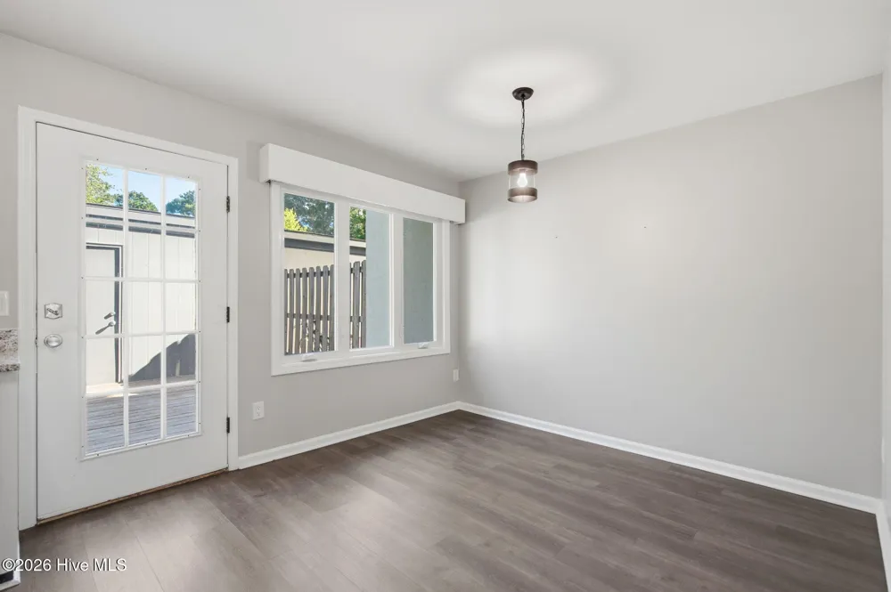 532 Cobblestone Drive Wilmington, NC 28405