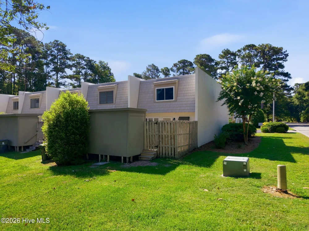 532 Cobblestone Drive Wilmington, NC 28405
