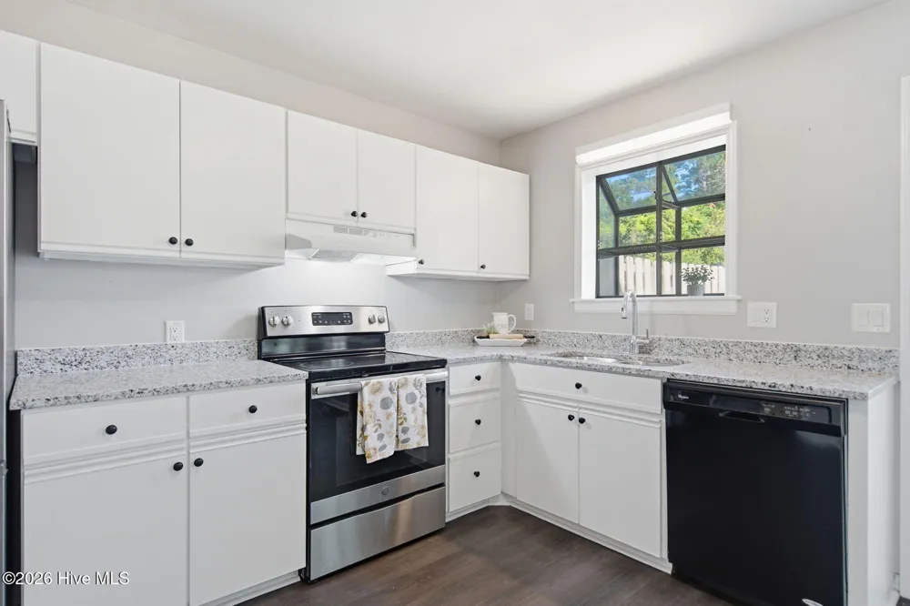 532 Cobblestone Drive Wilmington, NC 28405