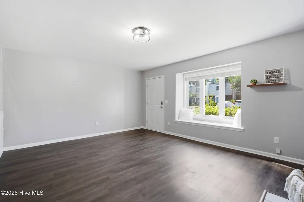 532 Cobblestone Drive Wilmington, NC 28405