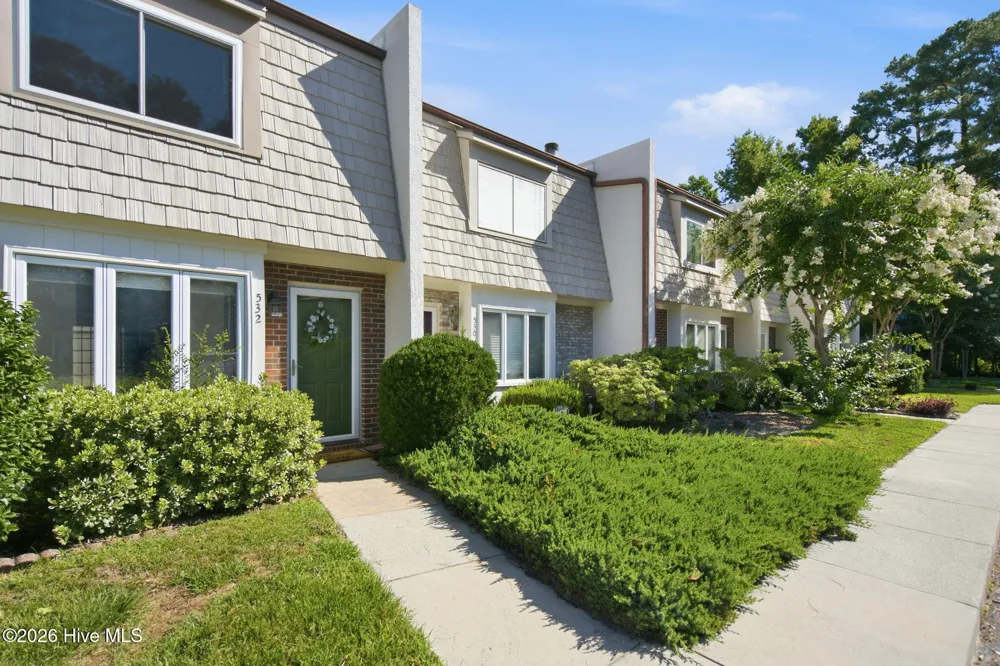 532 Cobblestone Drive Wilmington, NC 28405