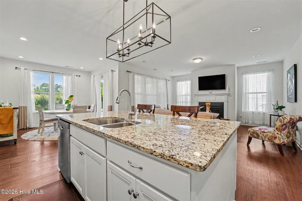 123 Carbone Lane Clayton, NC 27527