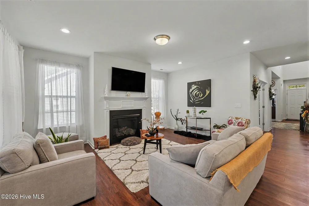 123 Carbone Lane Clayton, NC 27527