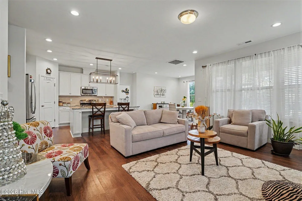 123 Carbone Lane Clayton, NC 27527