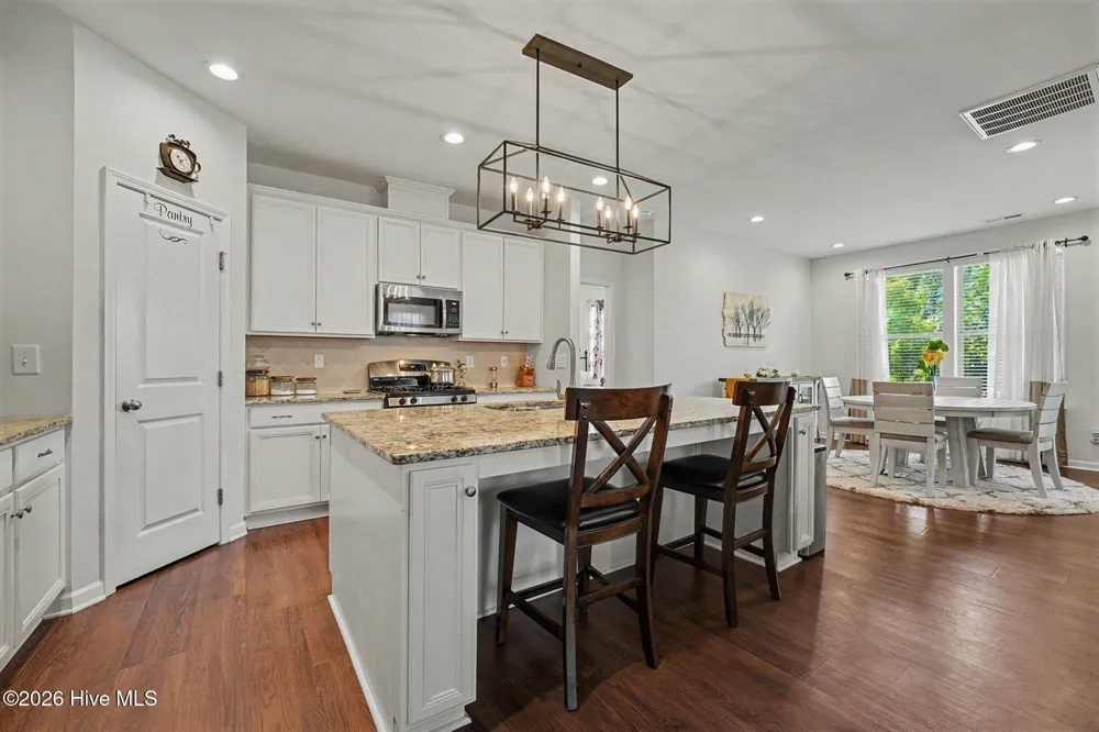123 Carbone Lane Clayton, NC 27527