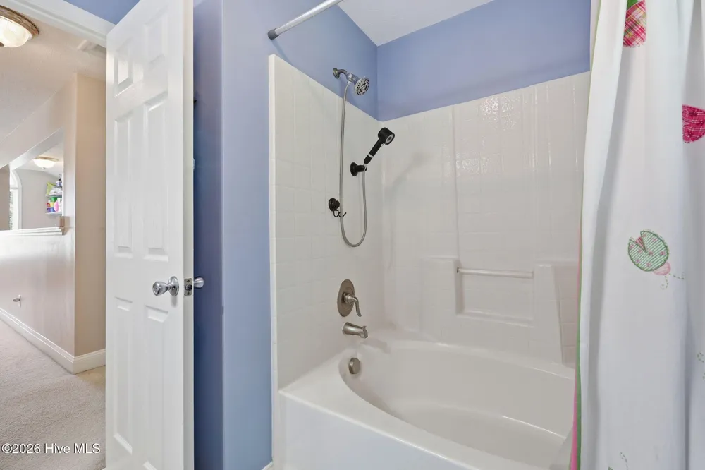 135 Tifton Circle Cape Carteret, NC 28584