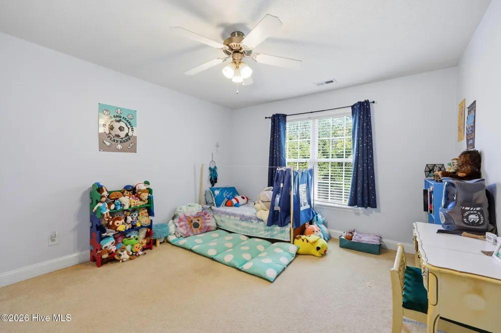 135 Tifton Circle Cape Carteret, NC 28584