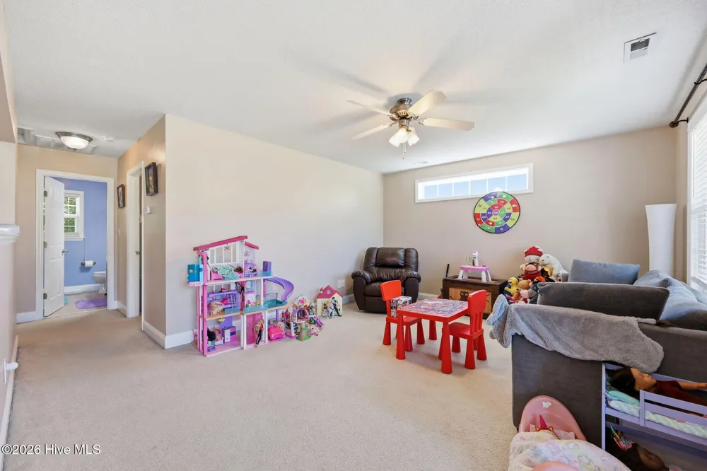 135 Tifton Circle Cape Carteret, NC 28584