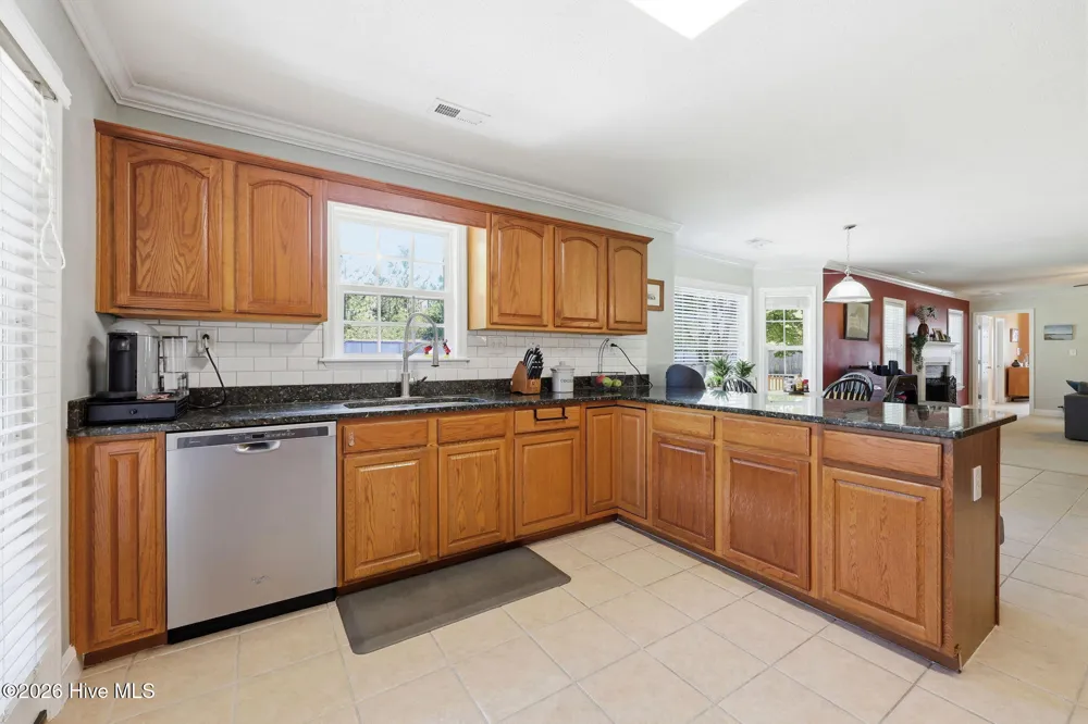 135 Tifton Circle Cape Carteret, NC 28584