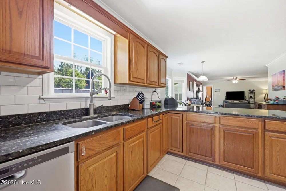 135 Tifton Circle Cape Carteret, NC 28584