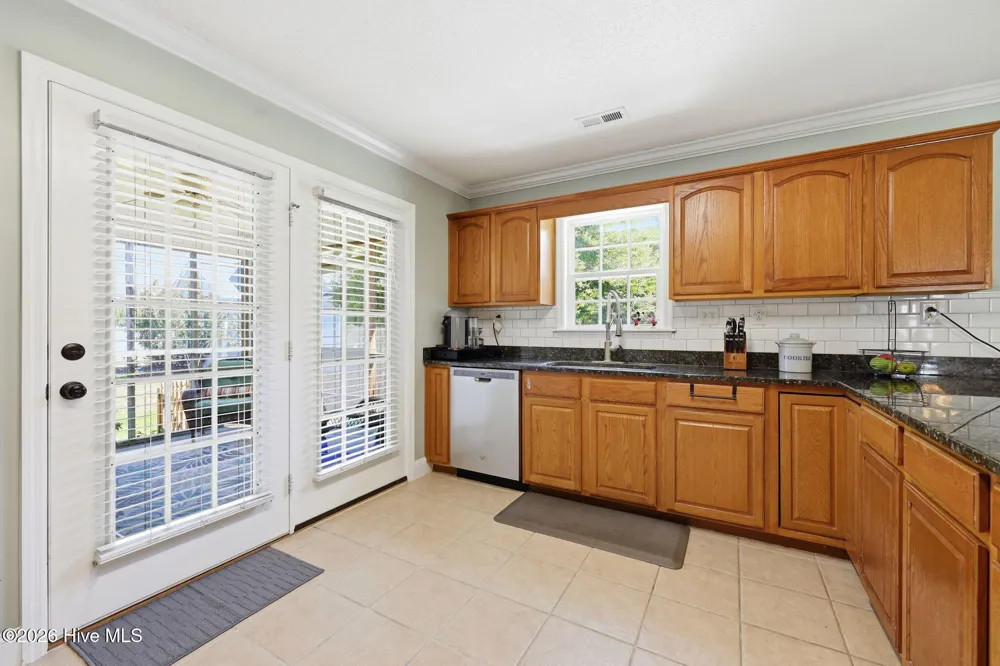 135 Tifton Circle Cape Carteret, NC 28584