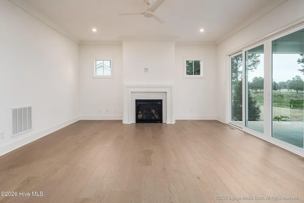 154 Pine Tree Point Snow Hill, NC 28580