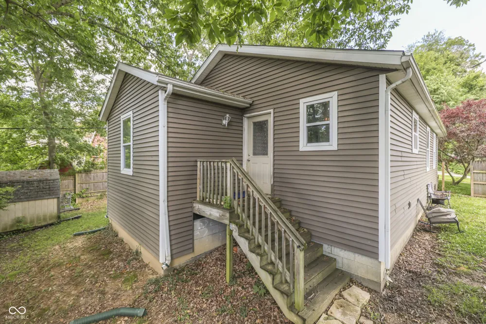 918 Woodburn Avenue Bloomington, IN 47404