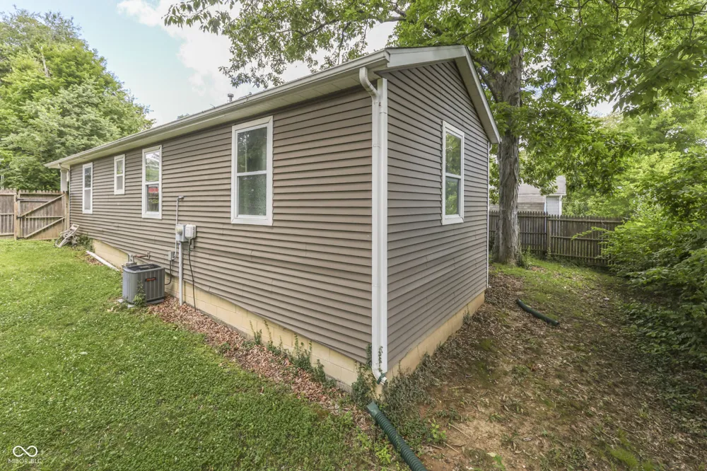 918 Woodburn Avenue Bloomington, IN 47404