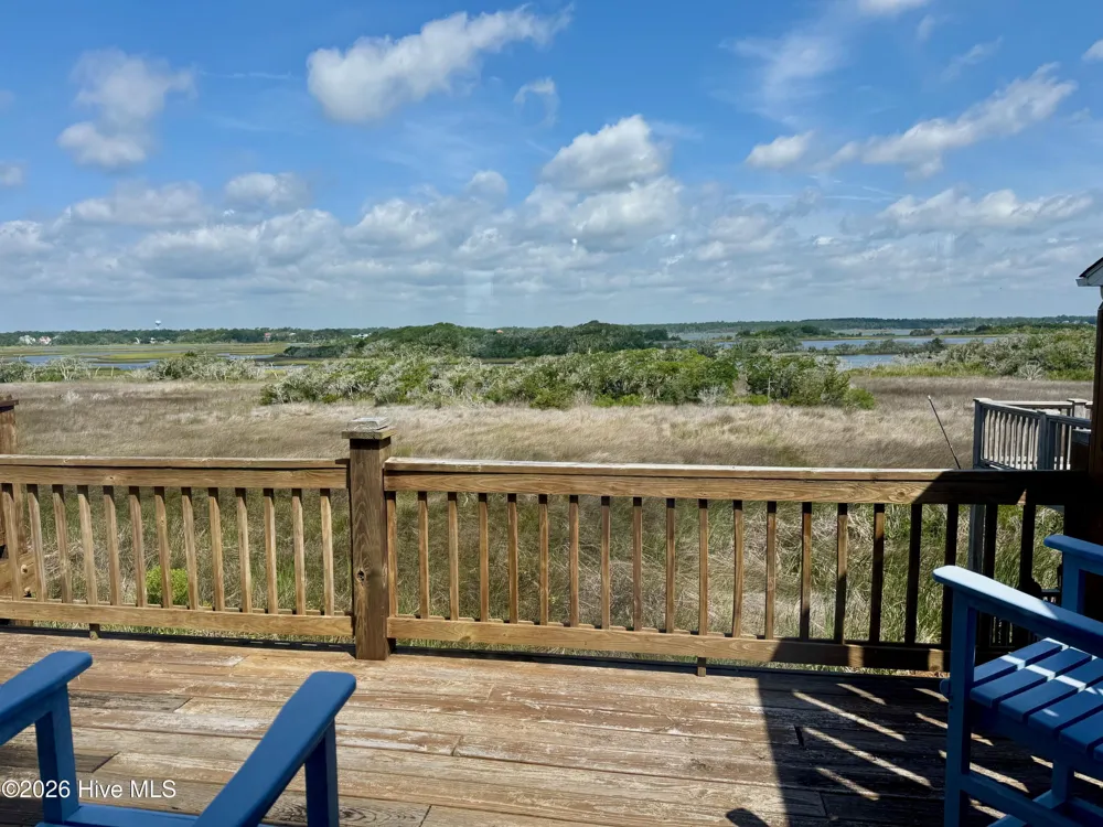 515 New River Drive #D Surf City, NC 28445
